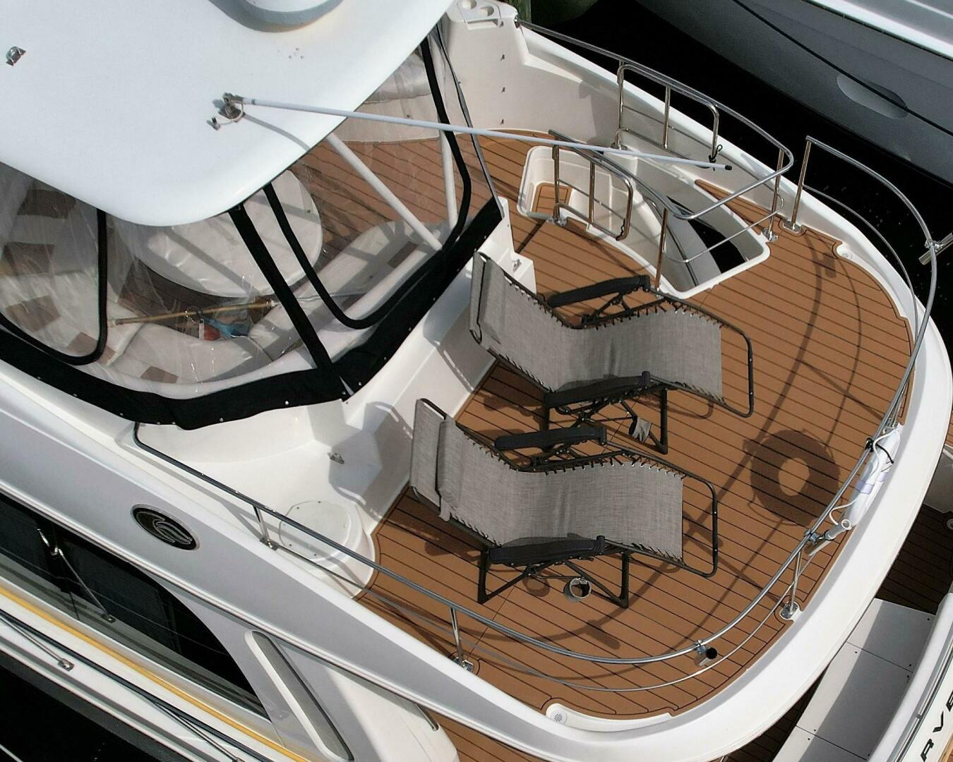 2006 56′ Carver 56 Voyager