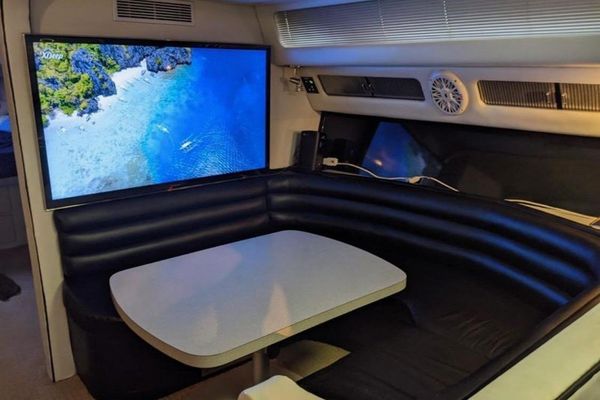 1988 46′ Sea Ray Sundancer 460