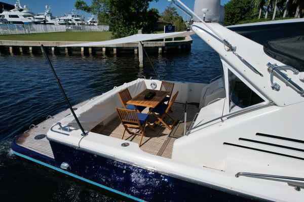 1999 57′ Uniesse 57 Open