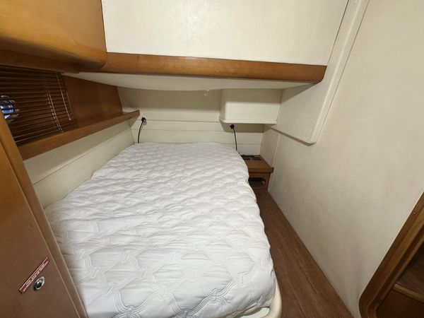 1999 57′ Uniesse 57 Open