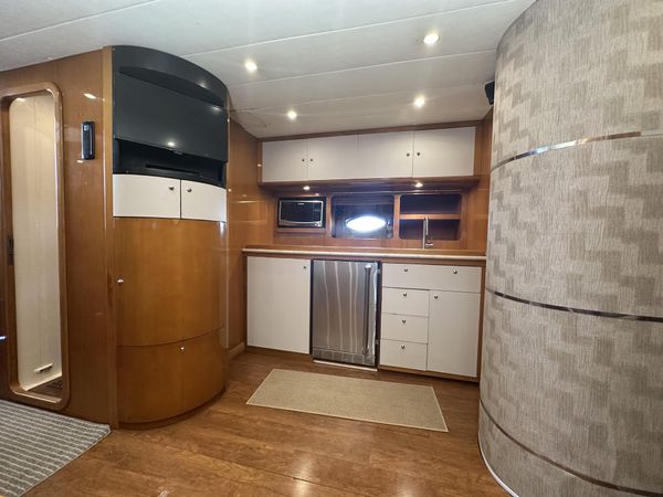 1999 57′ Uniesse 57 Open