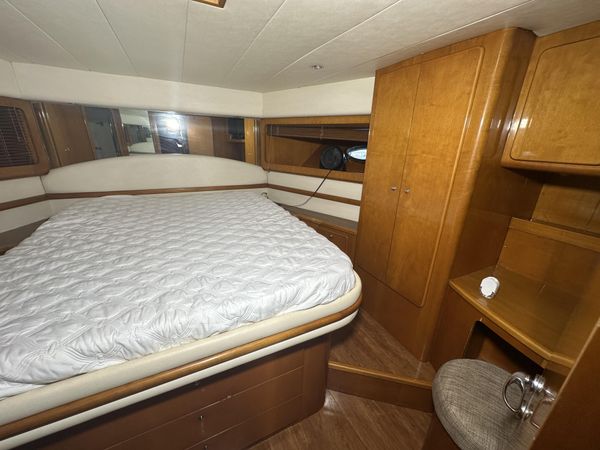1999 57′ Uniesse 57 Open