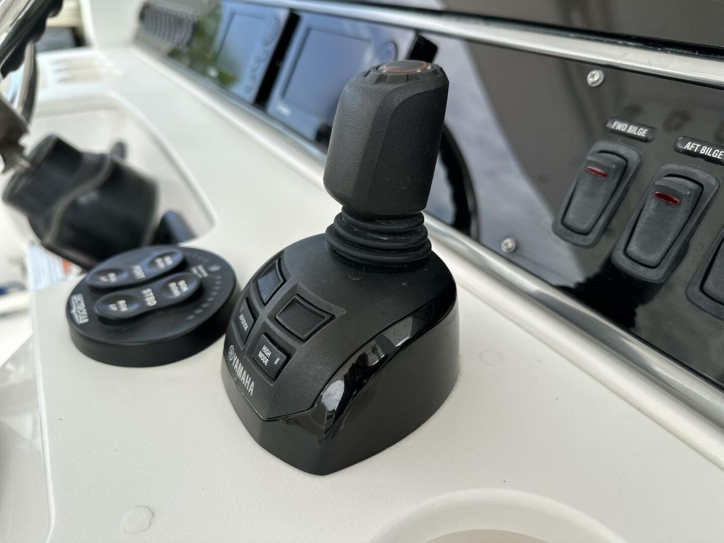 2017 43′ Everglades 435 Center Console