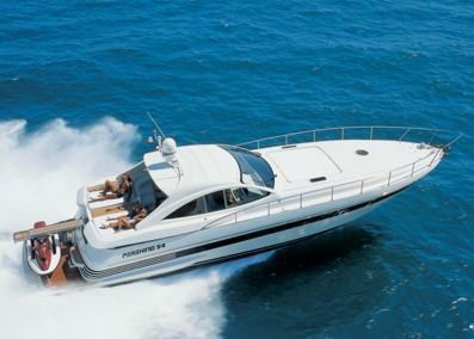 1999 54′ Pershing 54