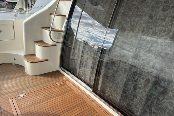 2004 55′ Azimut 55E