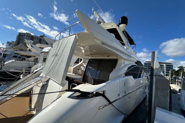 2004 55′ Azimut 55E