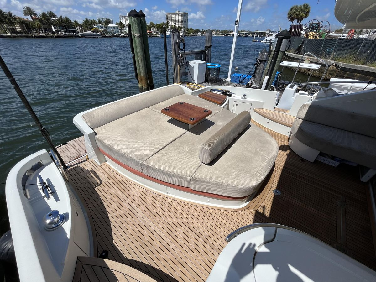 2008 62′ Azimut 62S