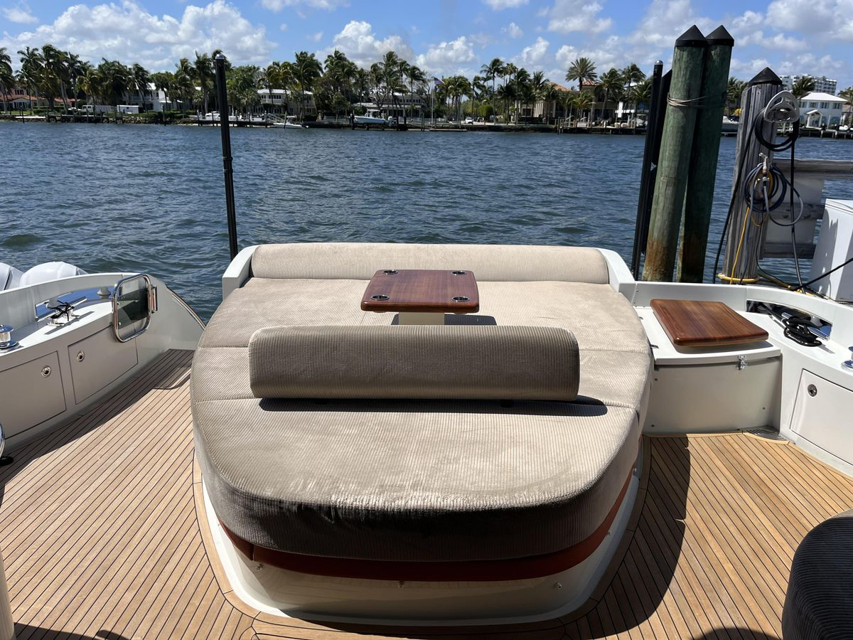 2008 62′ Azimut 62S