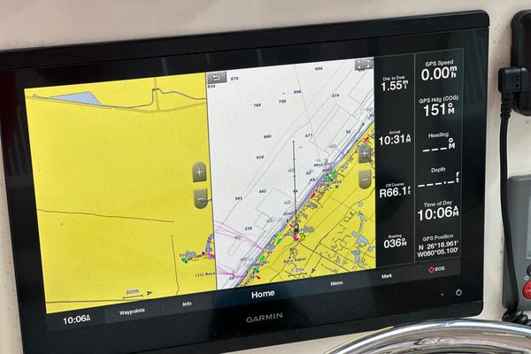 2008 33′ Pursuit OS 335 Offshore
