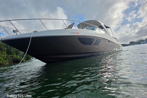 2010 37′ Sea Ray 370 Sundancer
