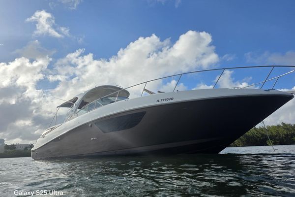 2010 37′ Sea Ray 370 Sundancer