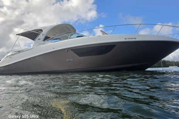 2010 37′ Sea Ray 370 Sundancer