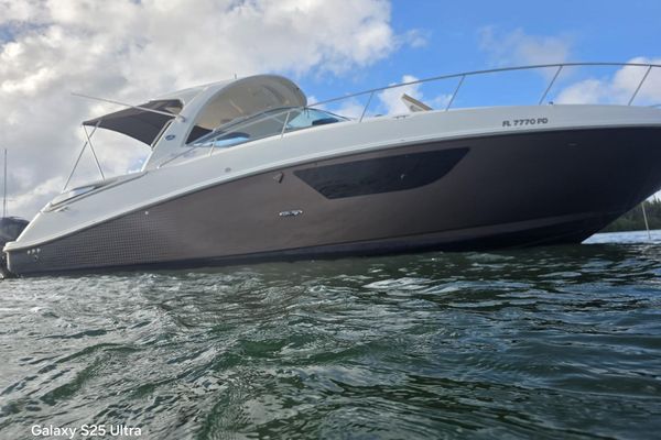 2010 37′ Sea Ray 370 Sundancer