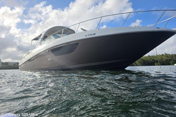 2010 37′ Sea Ray 370 Sundancer