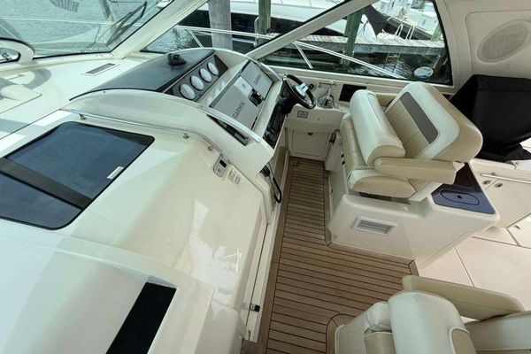 2012 45′ Sea Ray 450 Sundancer