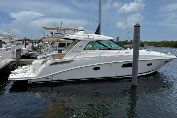 2012 45′ Sea Ray 450 Sundancer