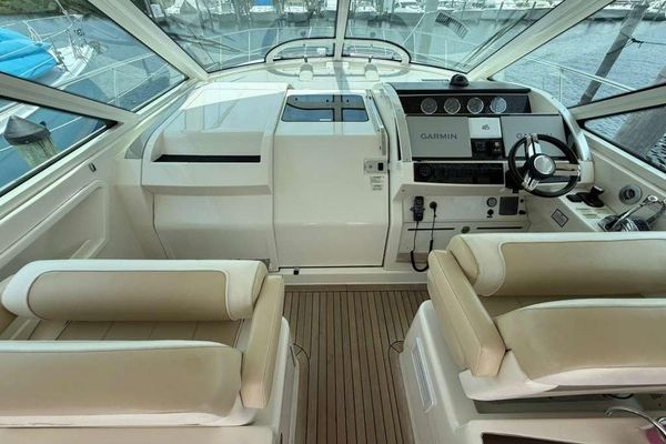 2012 45′ Sea Ray 450 Sundancer