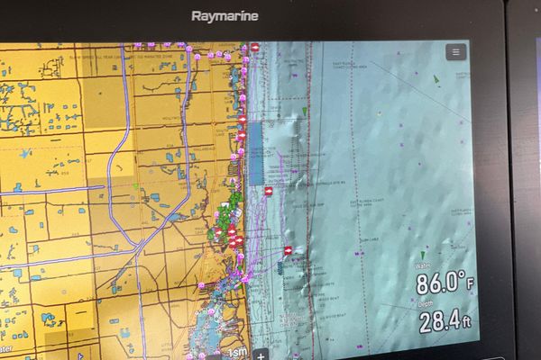 2020 Boston Whaler 420 Outrage
