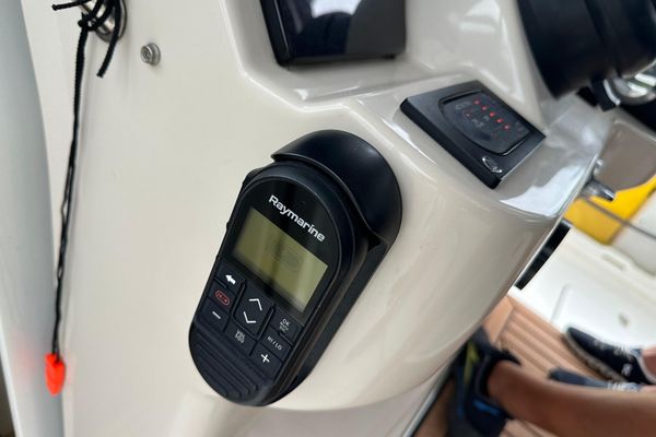 2020 Boston Whaler 420 Outrage
