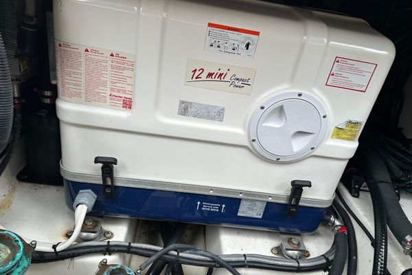 2020 Boston Whaler 420 Outrage