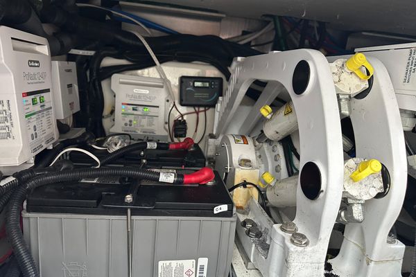 2020 Boston Whaler 420 Outrage
