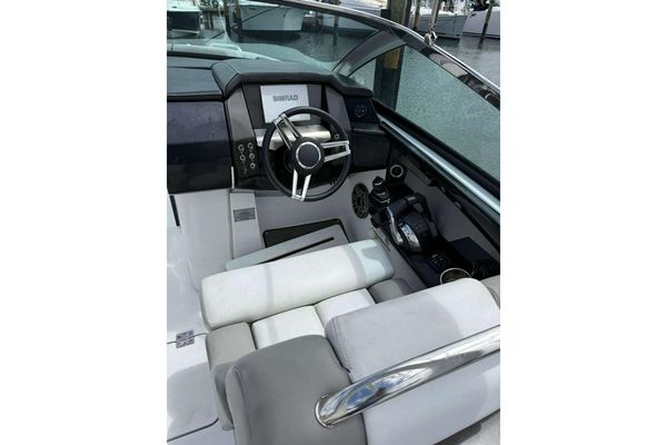 2022 29′ Four Winns H290 OB