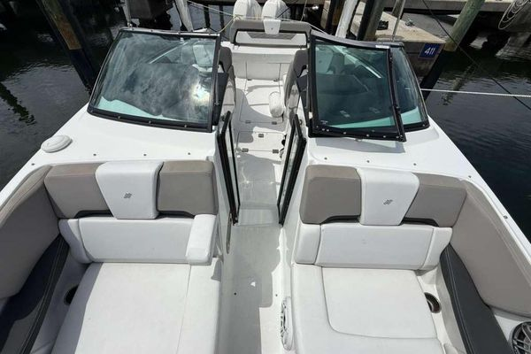 2022 29′ Four Winns H290 OB