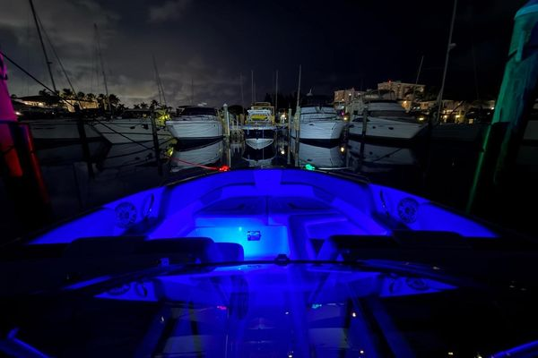 2022 29′ Four Winns H290 OB