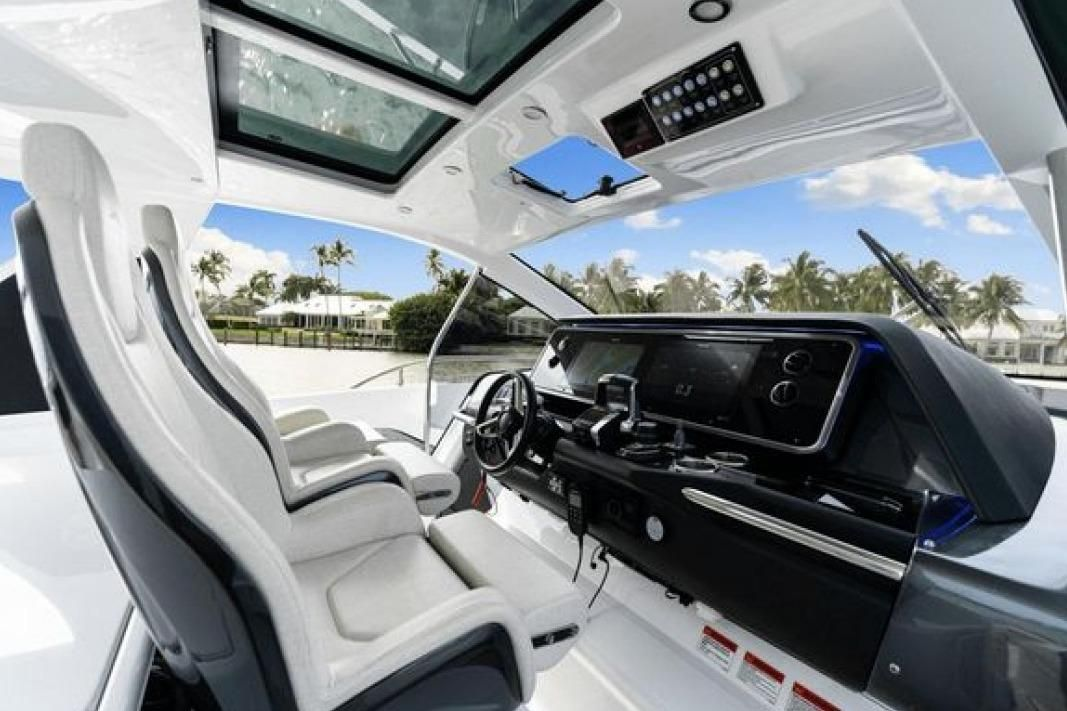 2023 42′ Azimut Verve 42