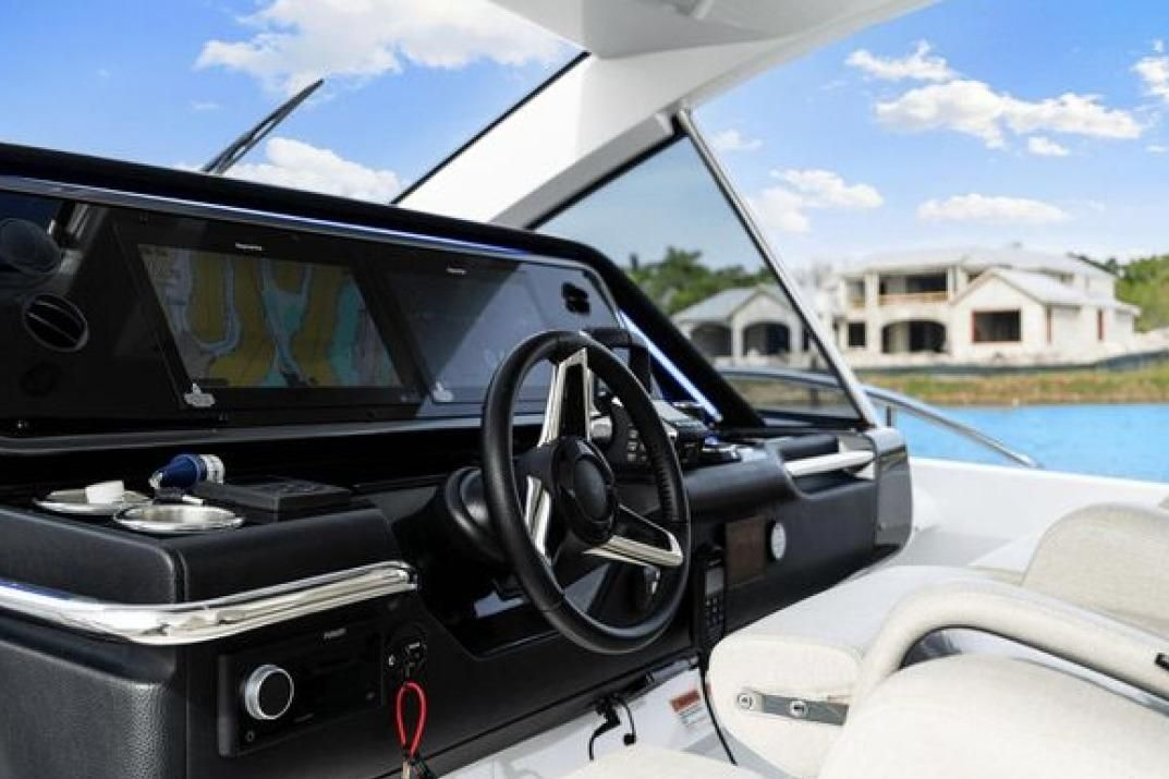 2023 42′ Azimut Verve 42