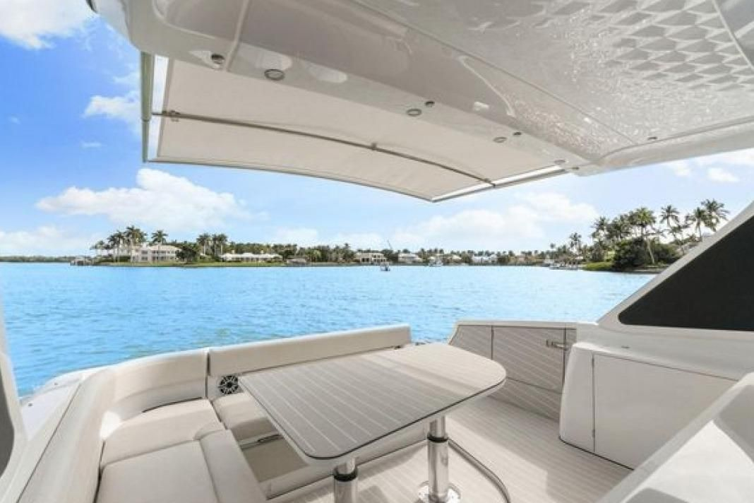 2023 42′ Azimut Verve 42