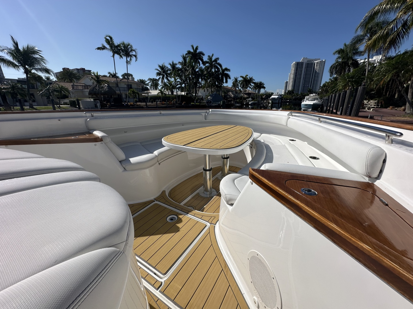 2021 65′ HCB 65 Estrella