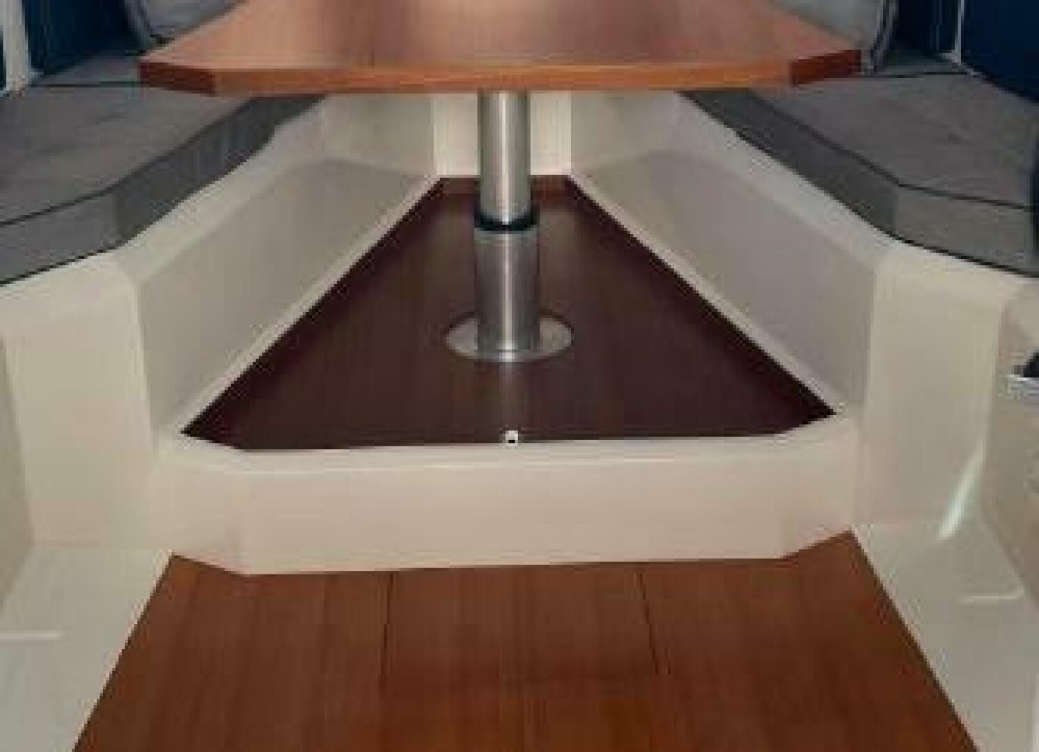 2017 43′ Evo Yachts 43