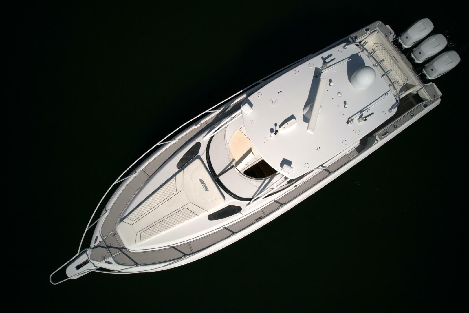 2002 37′ Intrepid 377