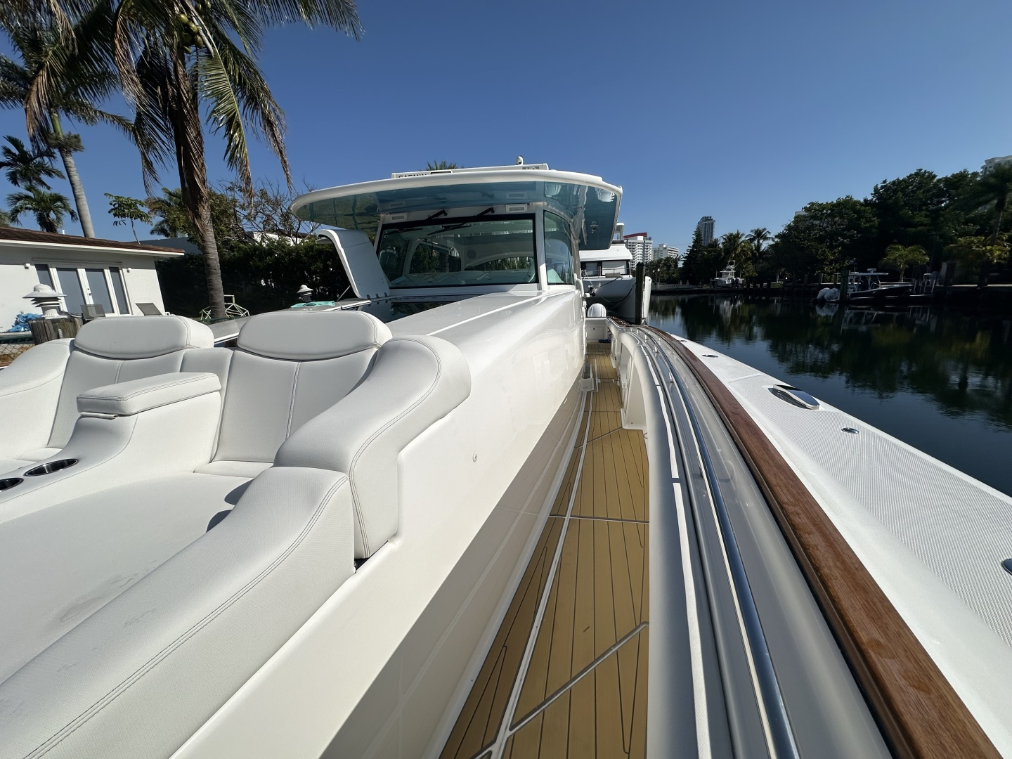 2021 65′ HCB 65 Estrella