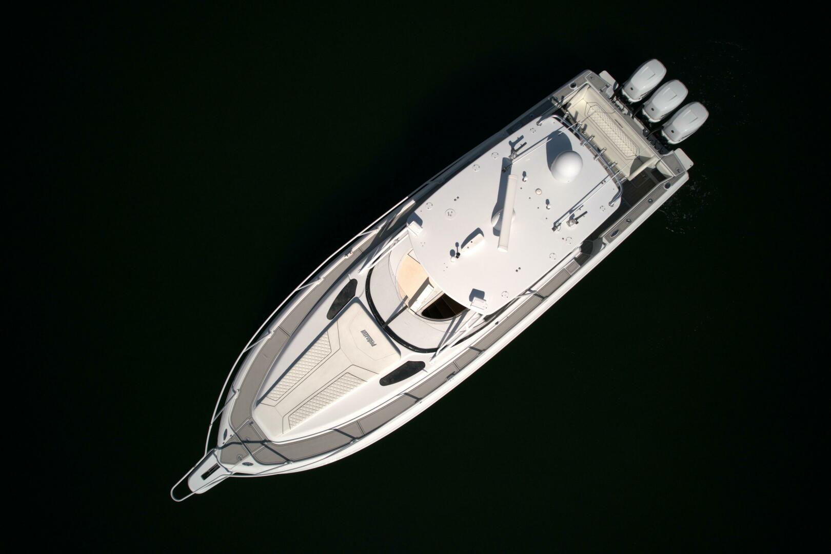2002 37′ Intrepid 377