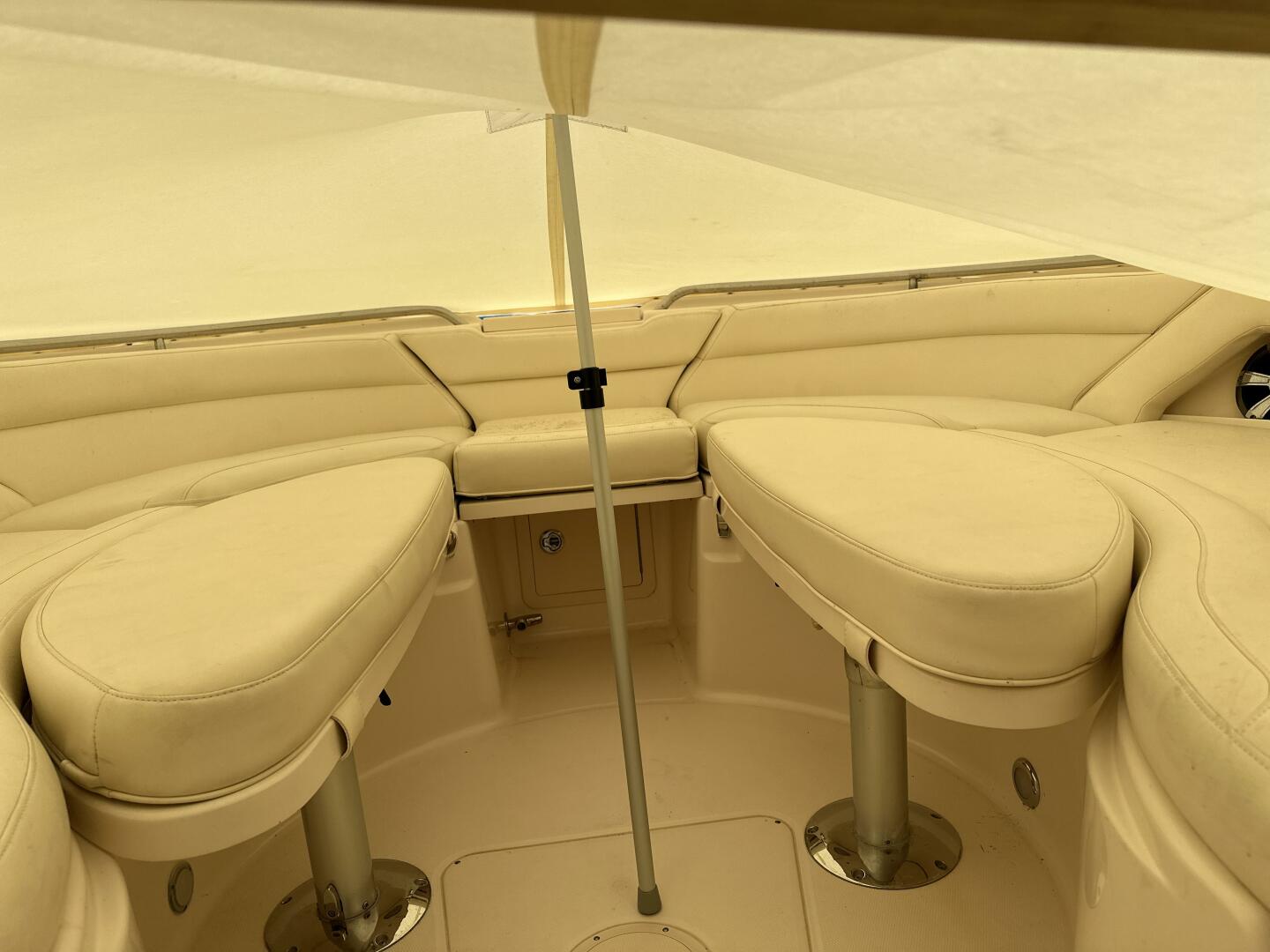 2017 37′ Grady-White Freedom 375