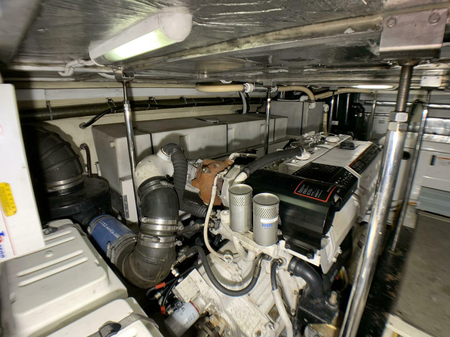 2006 56′ Carver 56 Voyager