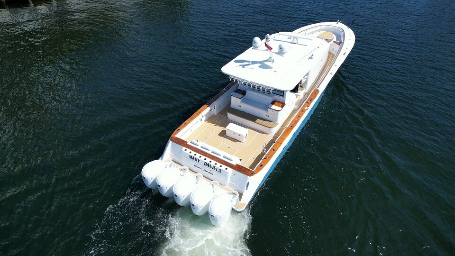 2021 65′ HCB 65 Estrella