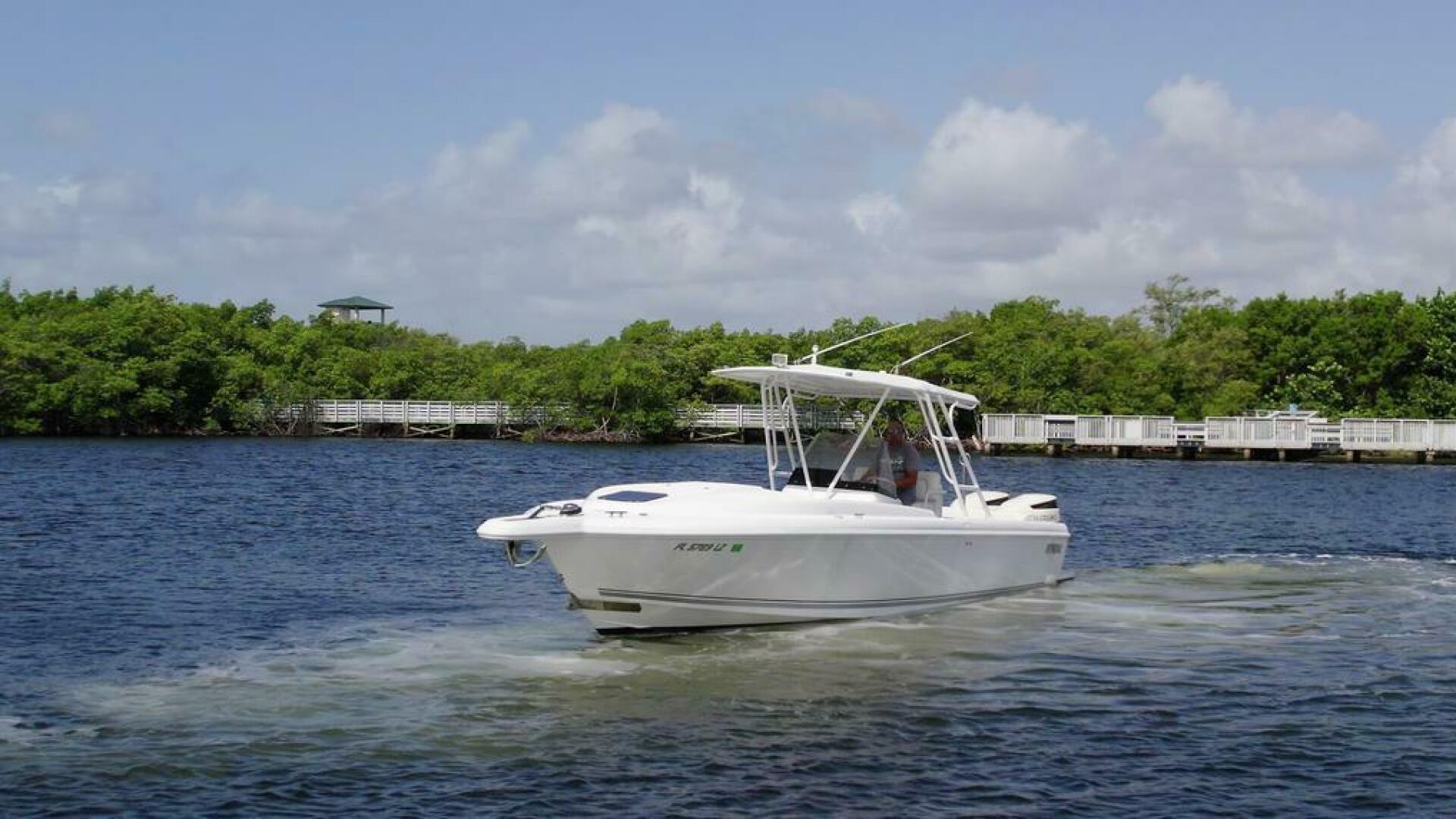 2003 32′ Intrepid 323 Cuddy