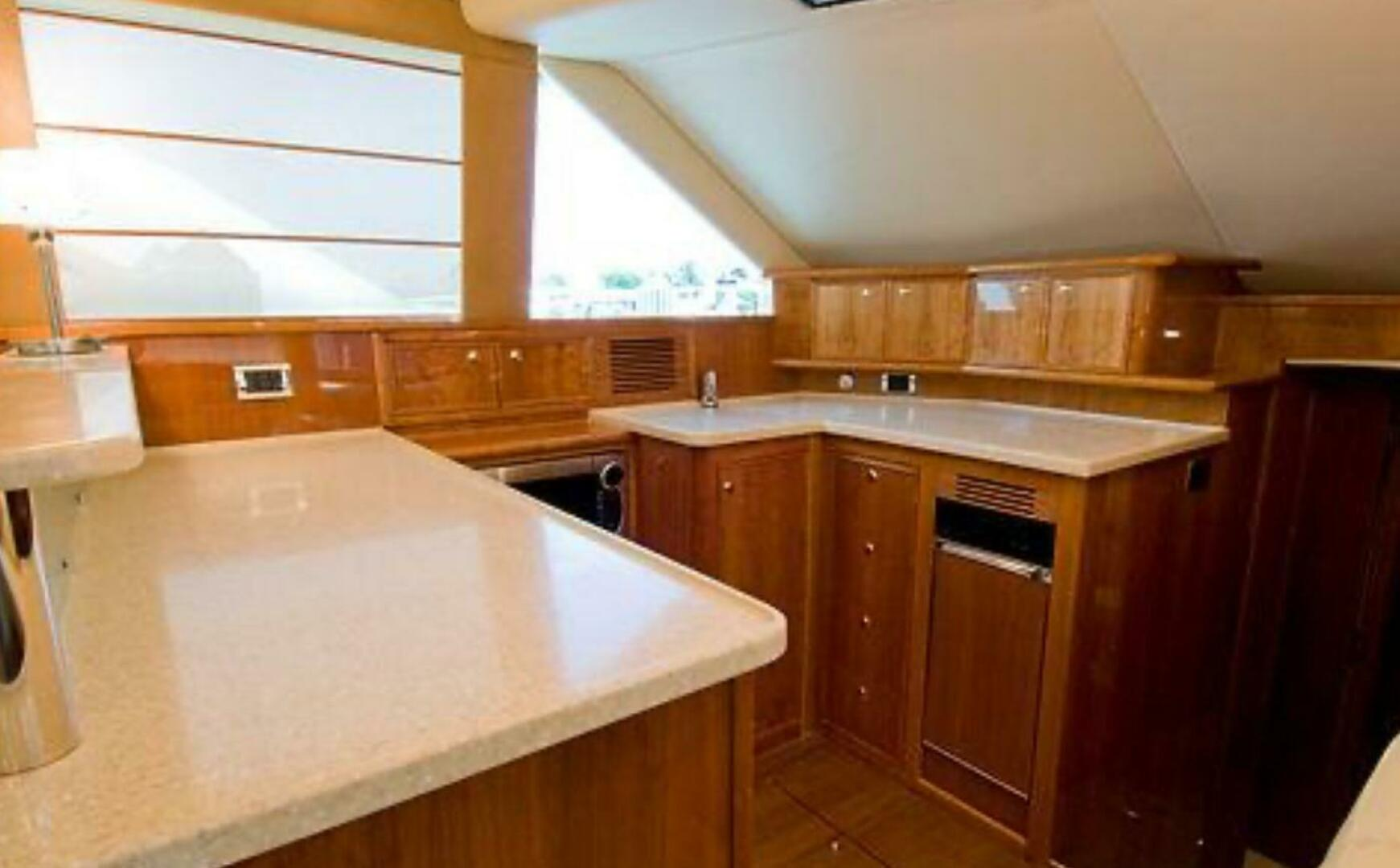 2009 47′ Riviera 47 Enclosed Flybridge Series II
