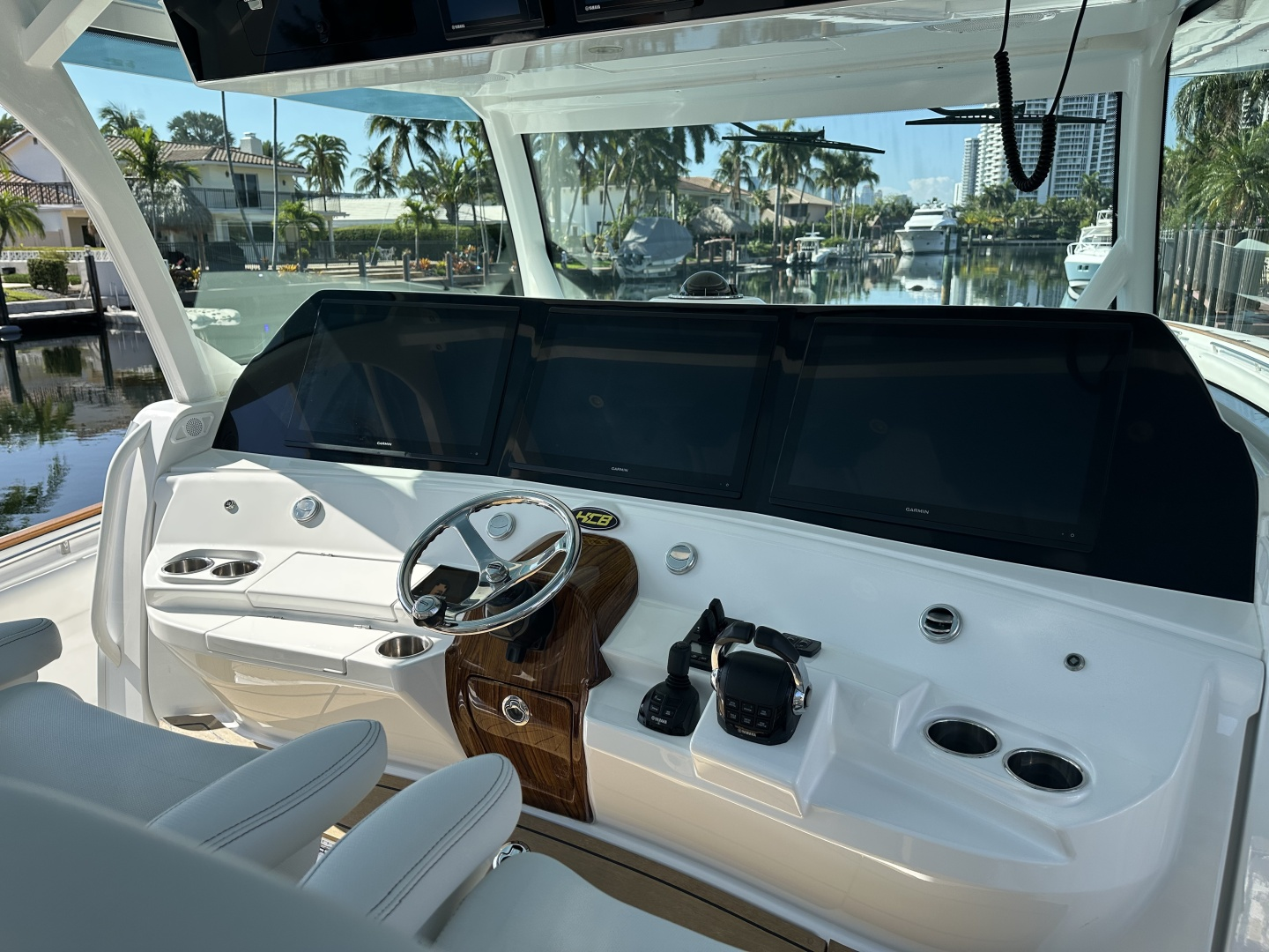 2021 65′ HCB 65 Estrella
