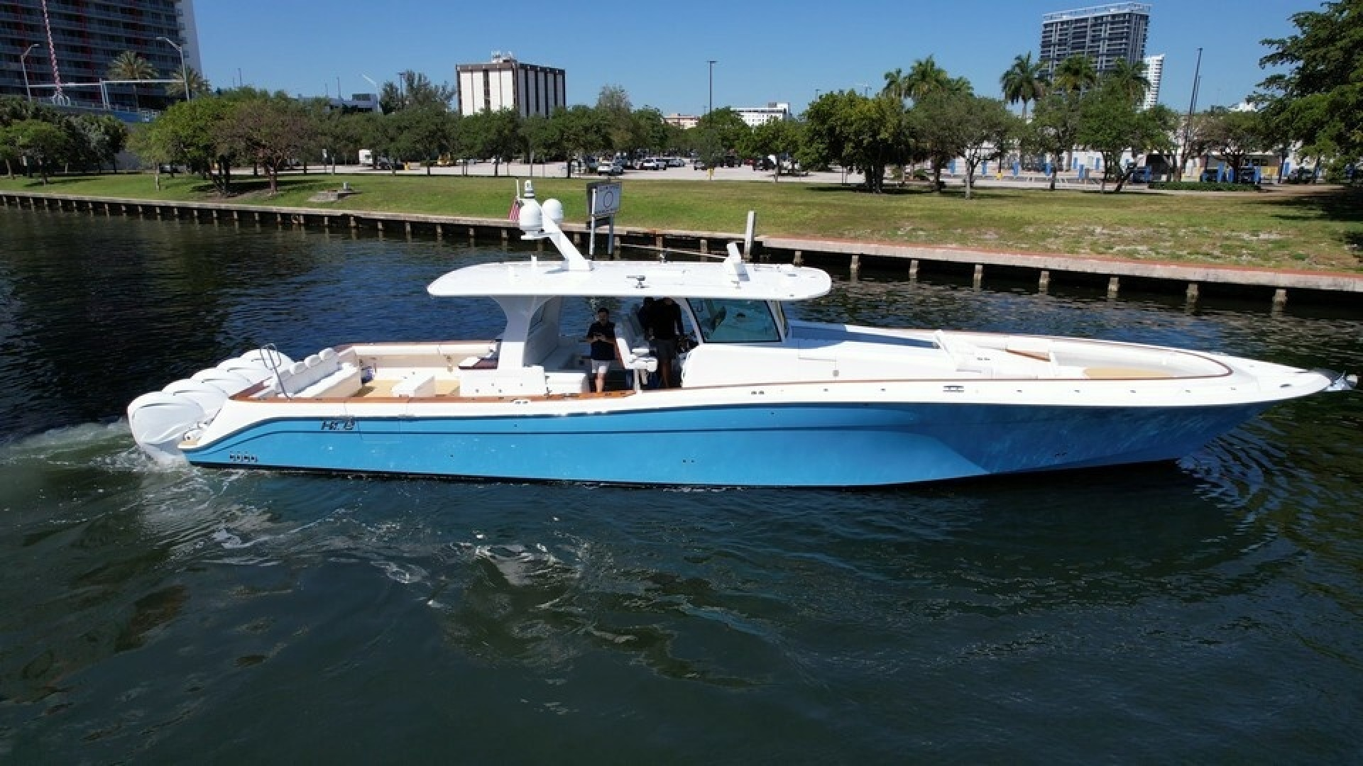 2021 65′ HCB 65 Estrella