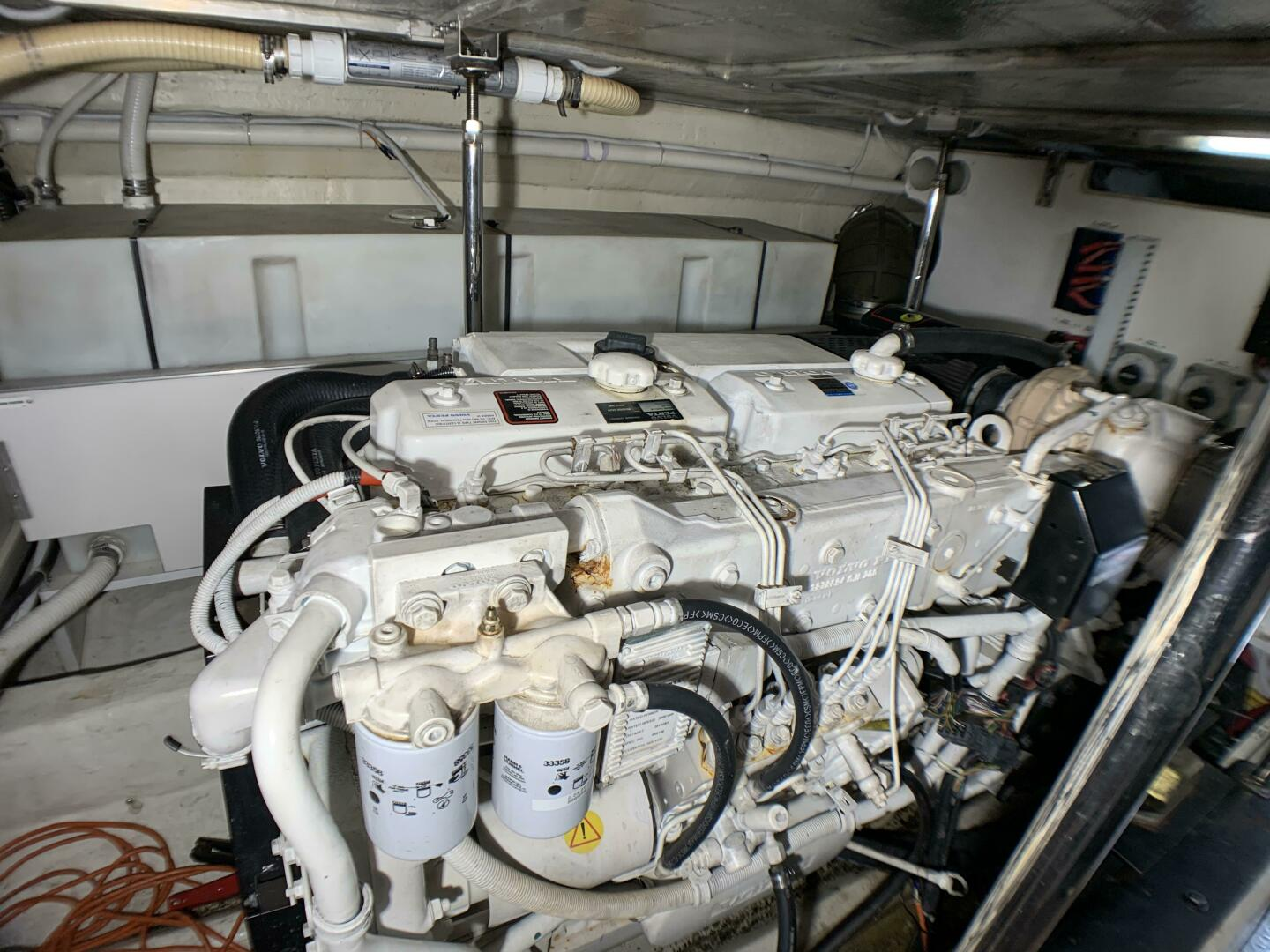 2006 56′ Carver 56 Voyager