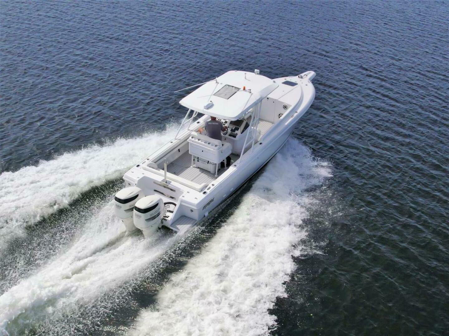 2003 32′ Intrepid 323 Cuddy