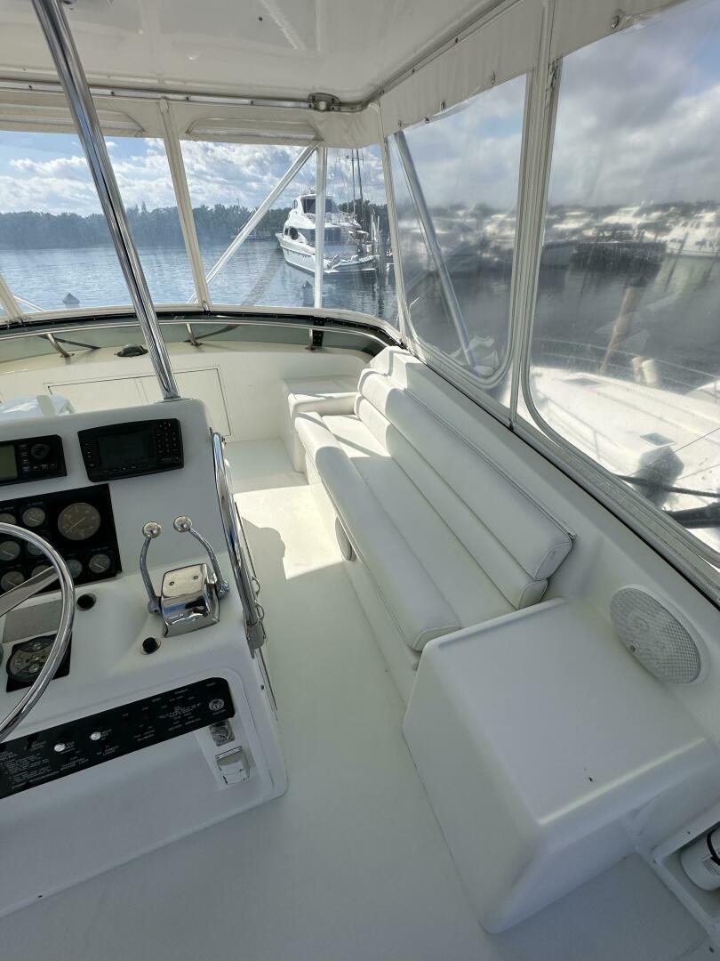 1992 50′ Hatteras 50 Convertible