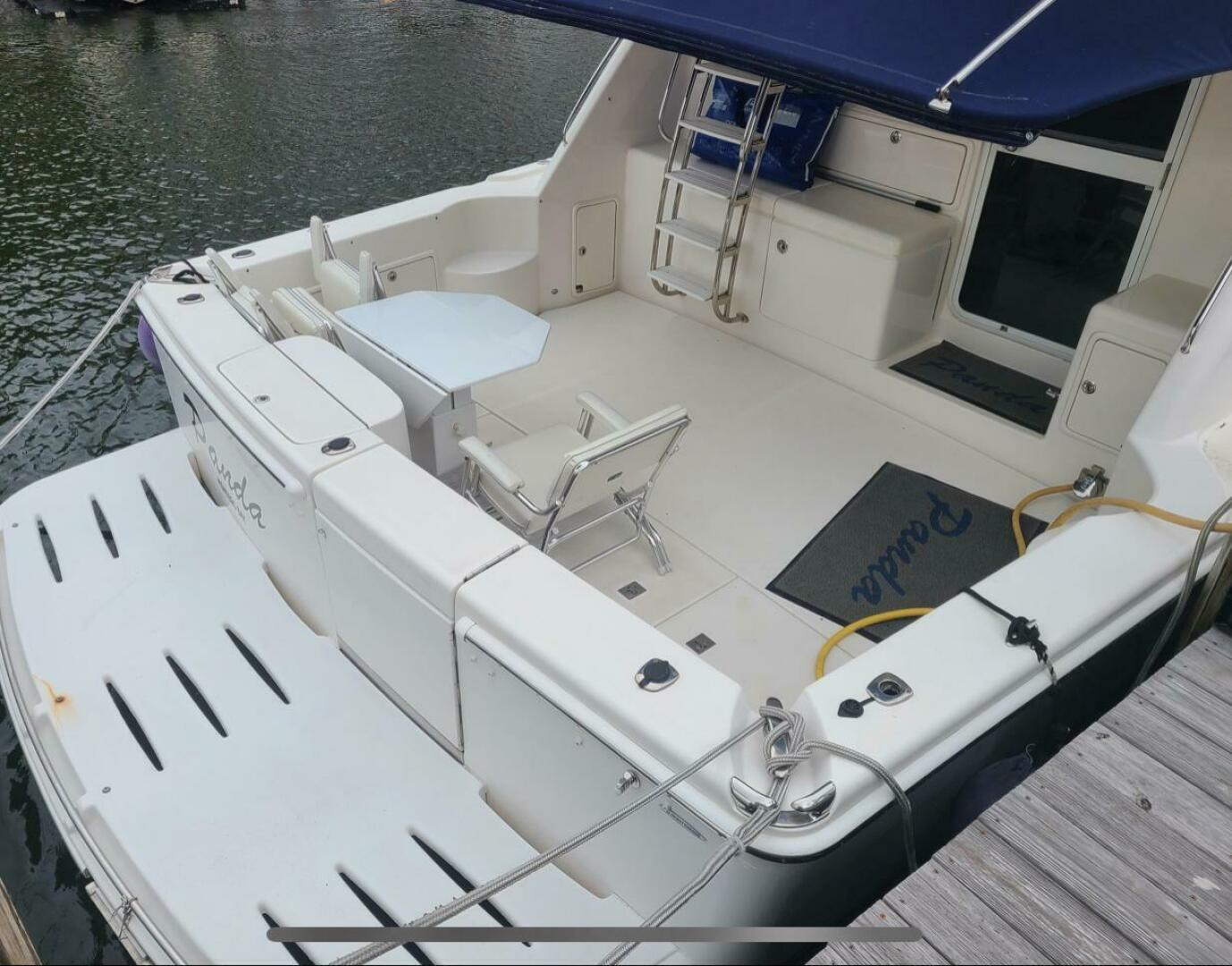 2009 47′ Riviera 47 Enclosed Flybridge Series II