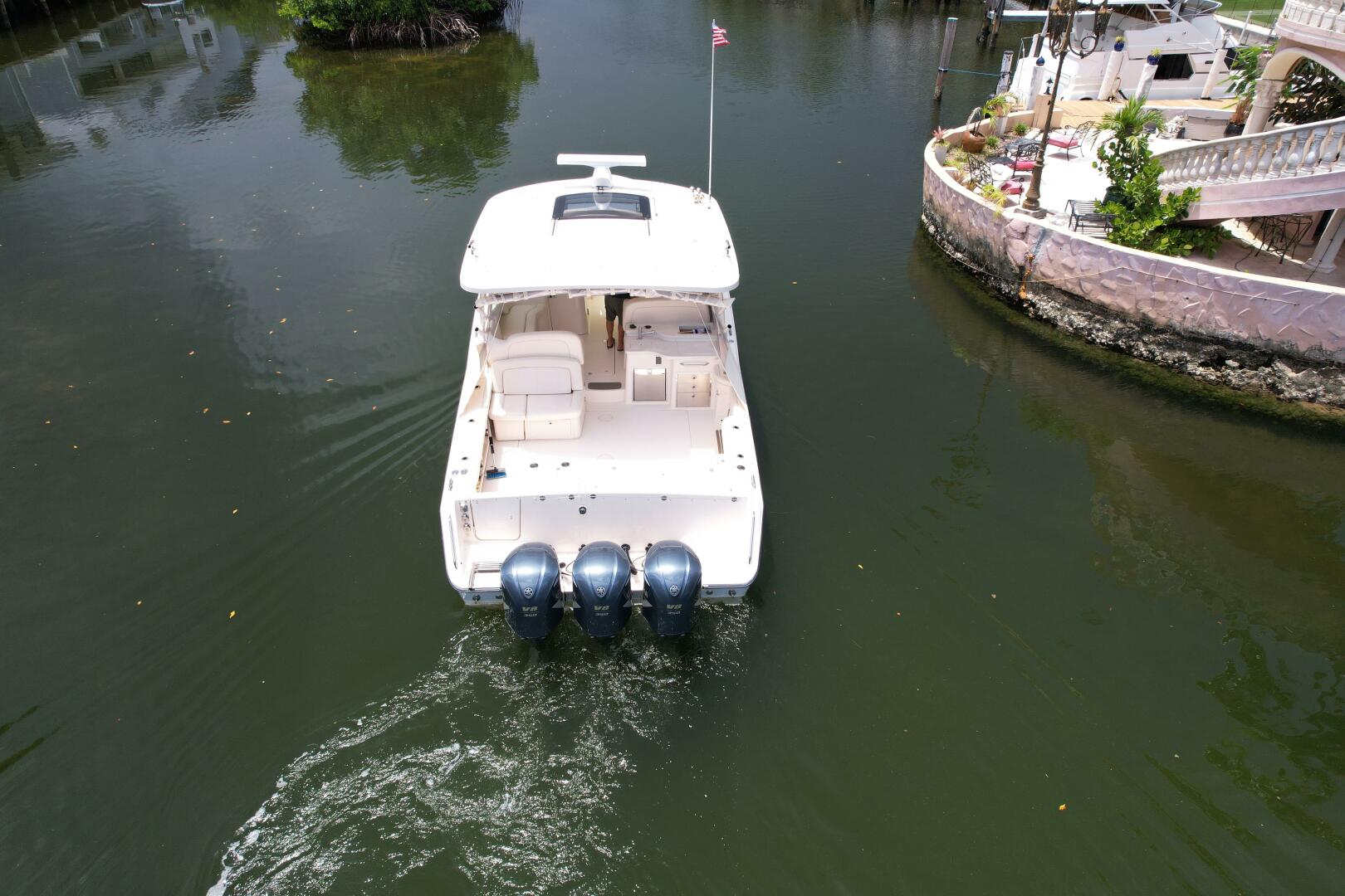 2017 37′ Grady-White Freedom 375