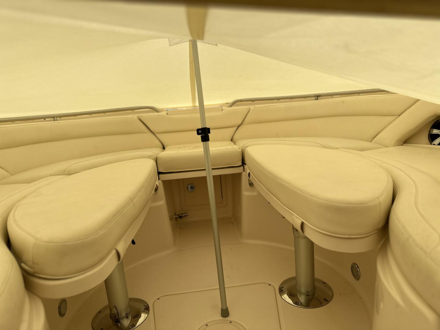 2017 37′ Grady-White Freedom 375
