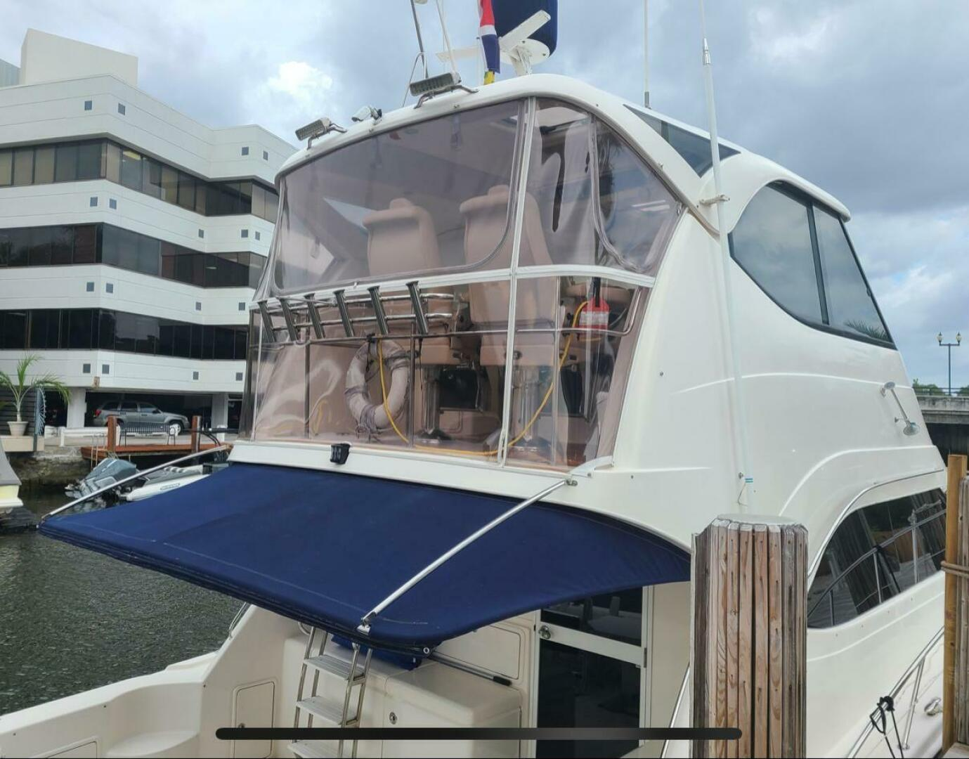 2009 47′ Riviera 47 Enclosed Flybridge Series II